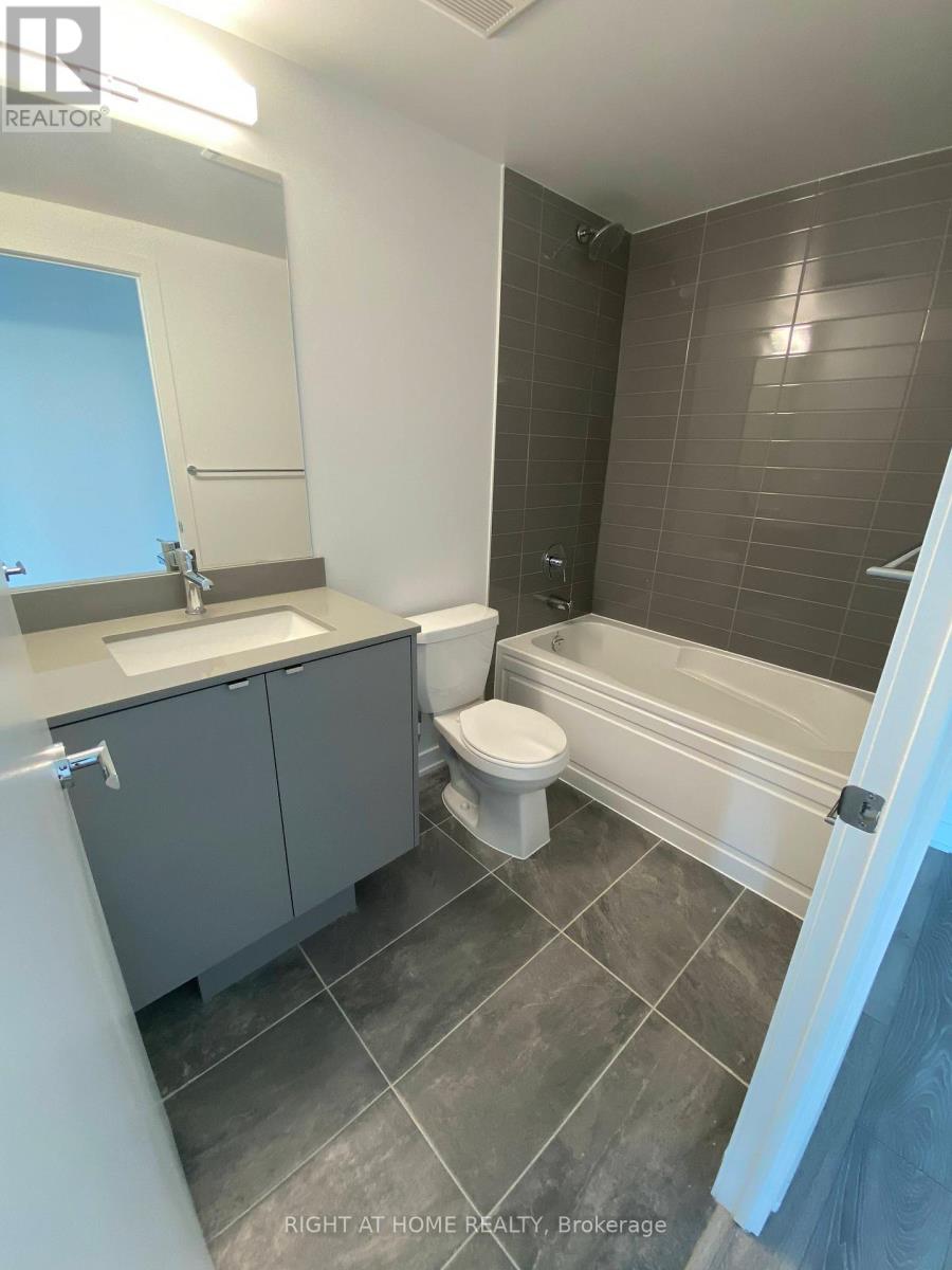 B815 - 3200 Dakota Common, Burlington, Ontario  L7M 2A8 - Photo 11 - W13016570