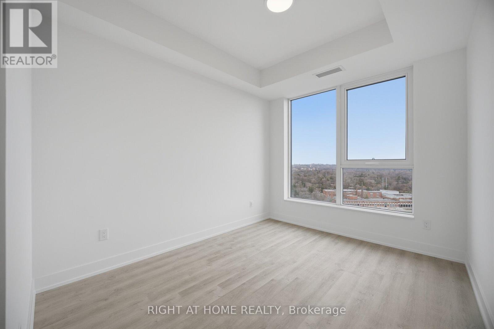 2101 - 60 Central Park Roadway, Toronto, Ontario  M9A 0E6 - Photo 25 - W13016592