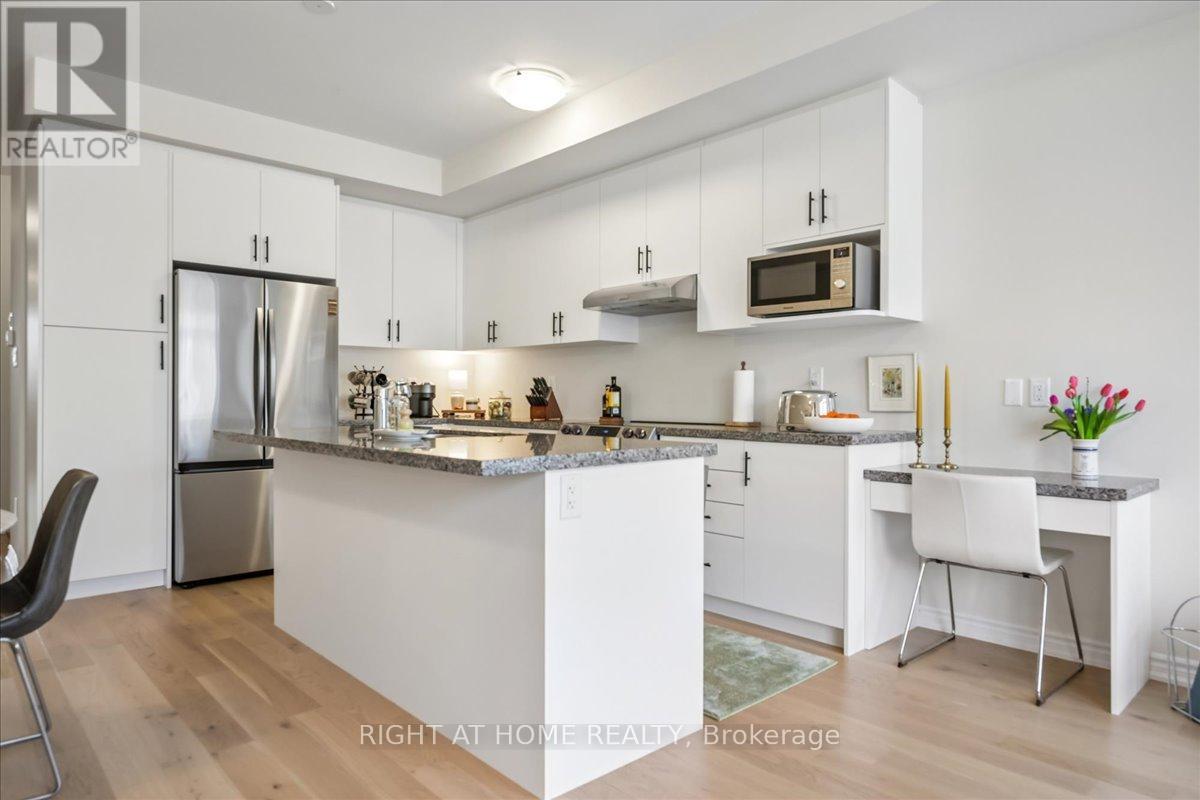 2092 Ellerston Common, Burlington, Ontario  L7P 0V6 - Photo 12 - W13016618