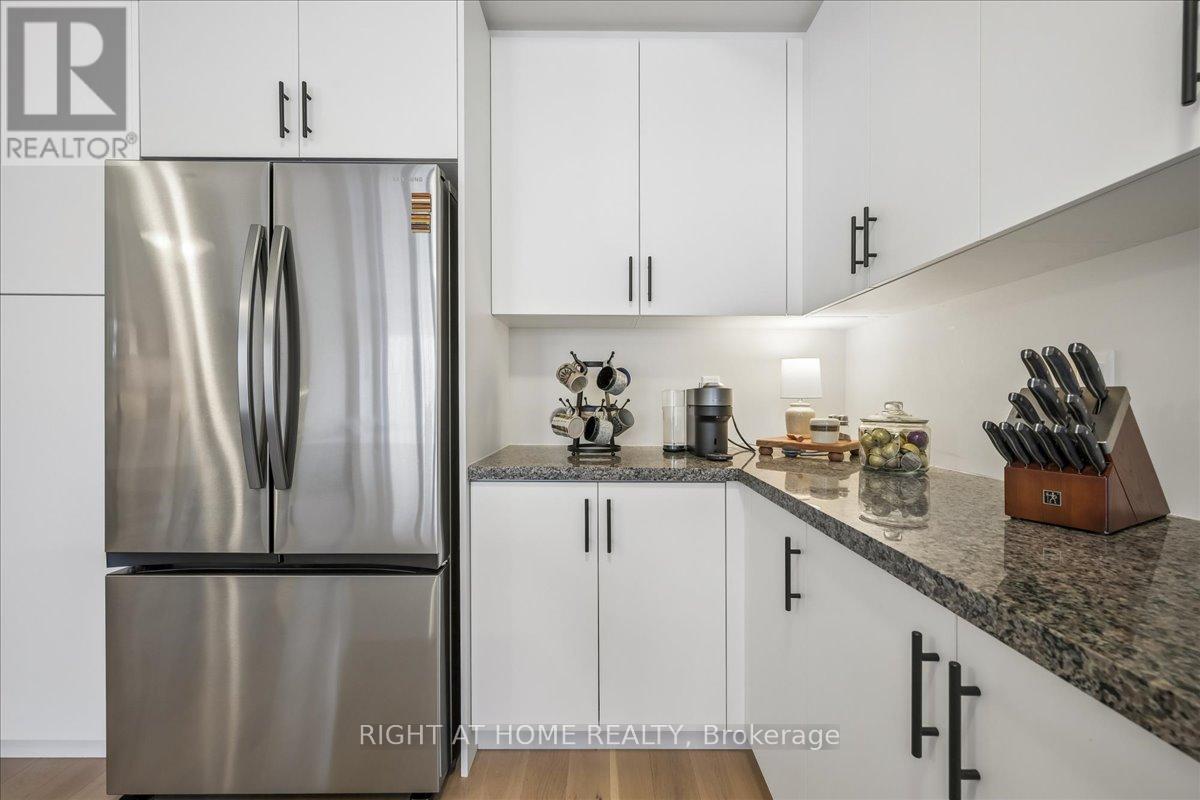 2092 Ellerston Common, Burlington, Ontario  L7P 0V6 - Photo 17 - W13016618