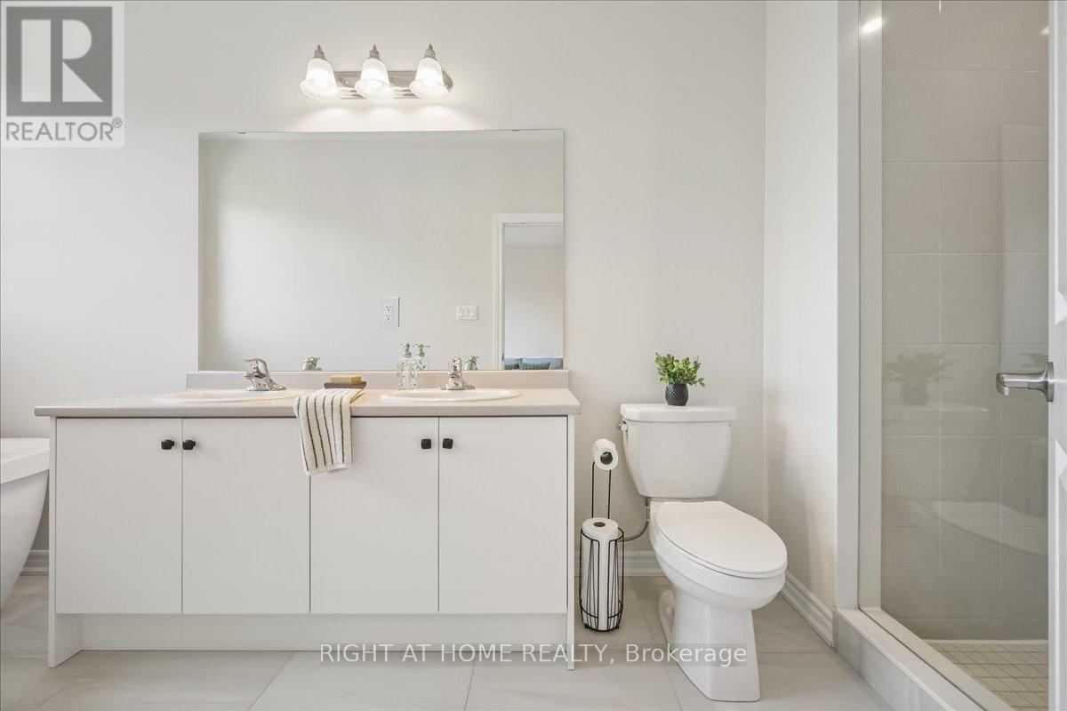 2092 Ellerston Common, Burlington, Ontario  L7P 0V6 - Photo 30 - W13016618