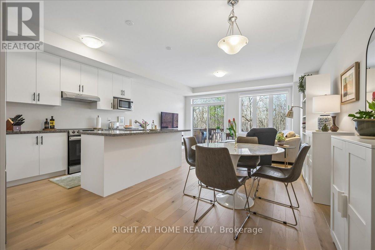 2092 Ellerston Common, Burlington, Ontario  L7P 0V6 - Photo 8 - W13016618