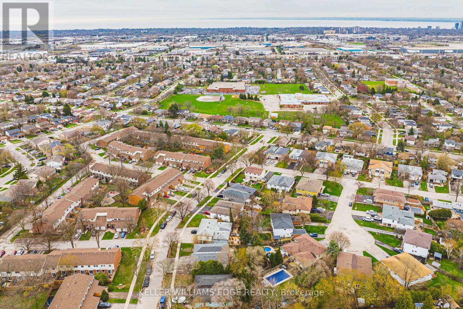 60 - 1576 Newlands Crescent, Burlington, Ontario  L7M 1V6 - Photo 39 - W13016624