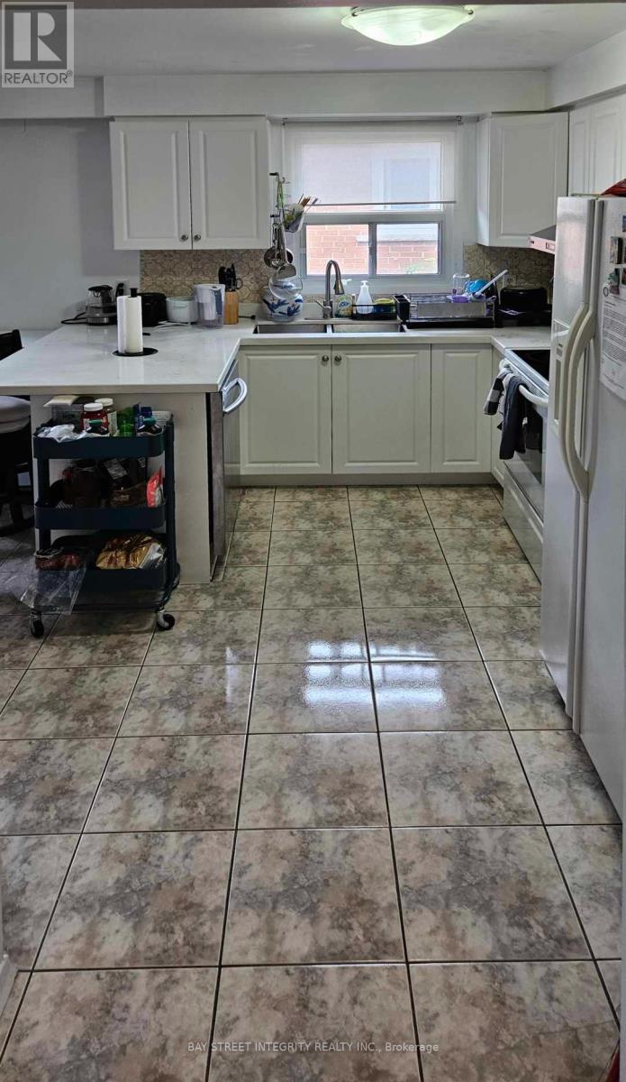 4011 Bishopstoke Lane, Mississauga, Ontario  L4Z 1H9 - Photo 6 - W13016648