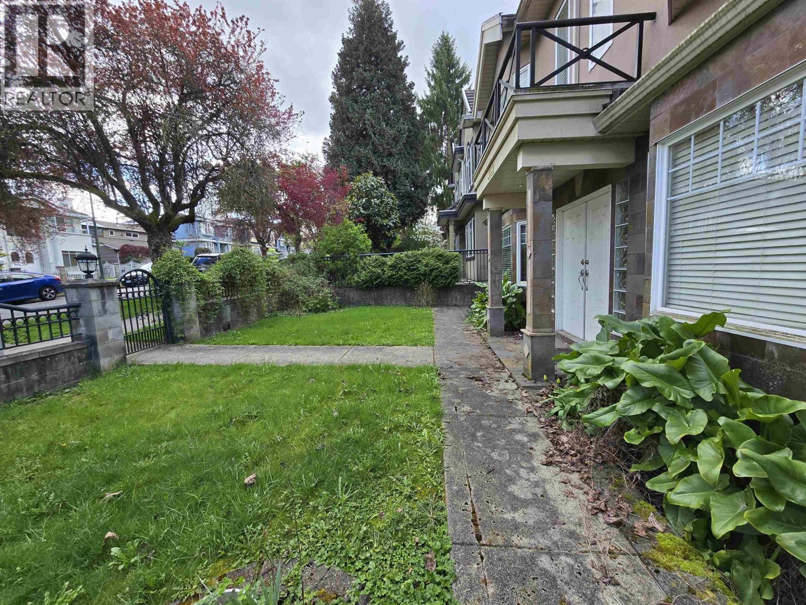 3462 Worthington Drive, Vancouver, British Columbia  V5M 3X9 - Photo 3 - R3112132