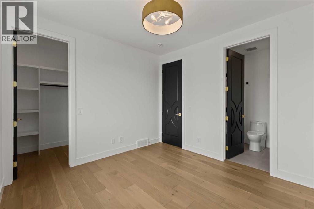 1910 Broadview Road NW, Calgary, Alberta  T2N 3H7 - Photo 36 - A2298662