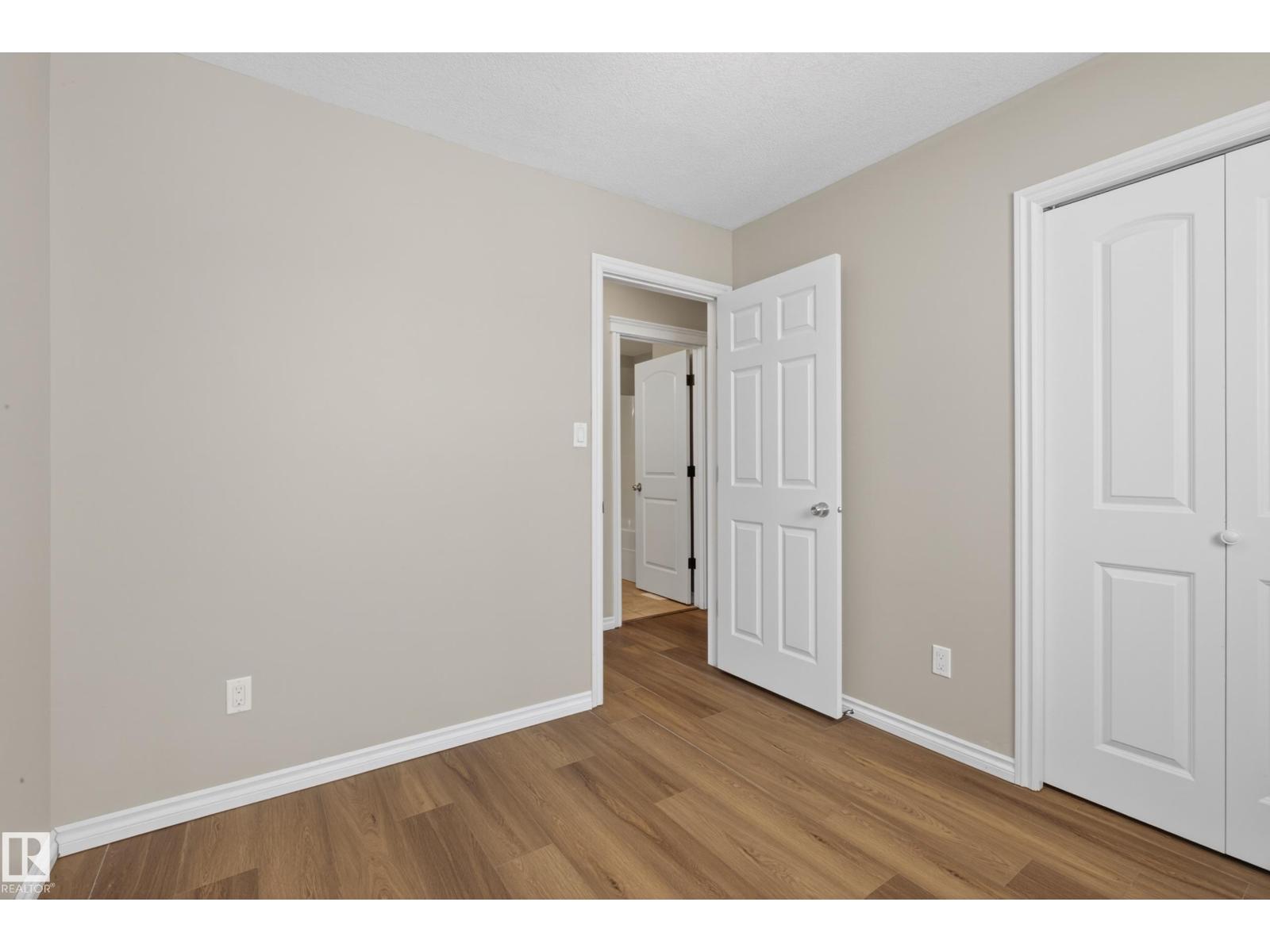 9808 162 St Nw, Edmonton, Alberta  T5P 3L2 - Photo 12 - E4483076