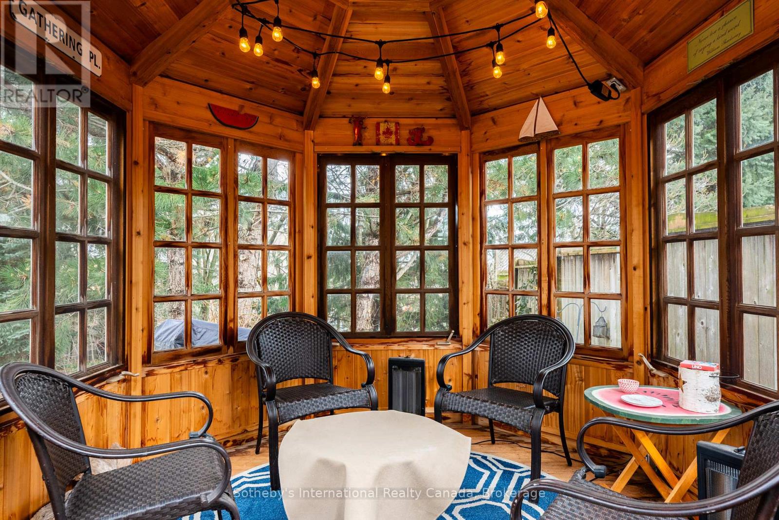 1406 Summerhill Crescent, Oakville, Ontario  L6H 6E4 - Photo 45 - W13010658