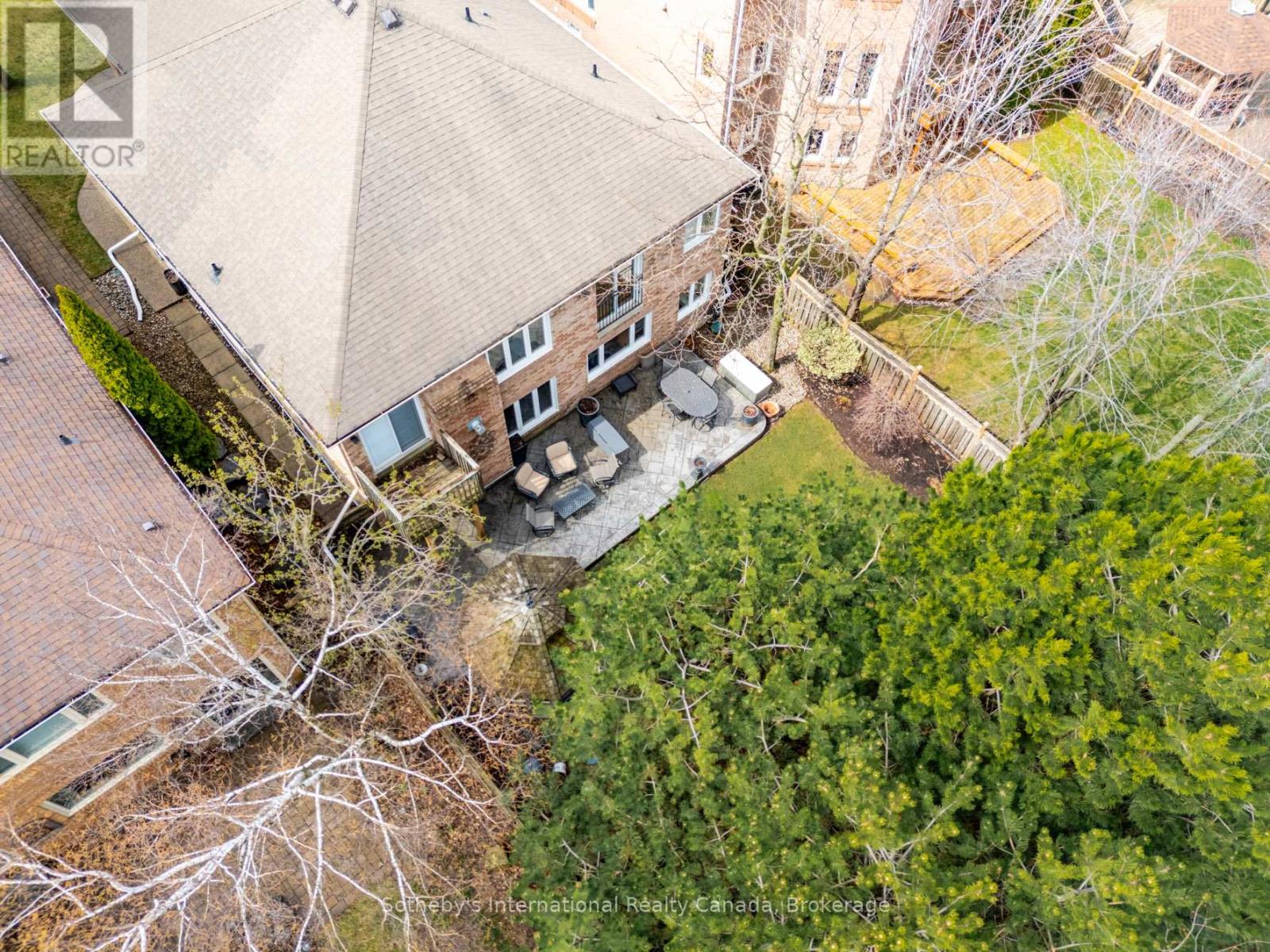 1406 Summerhill Crescent, Oakville, Ontario  L6H 6E4 - Photo 46 - W13010658