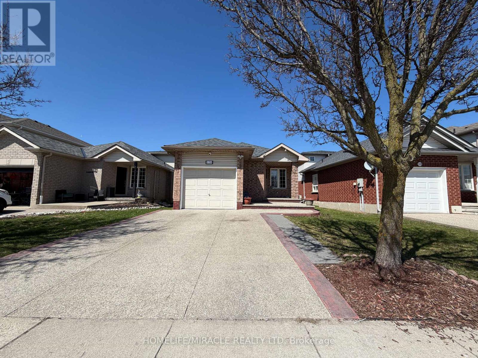 125 HAWKINS DRIVE, Cambridge, Ontario