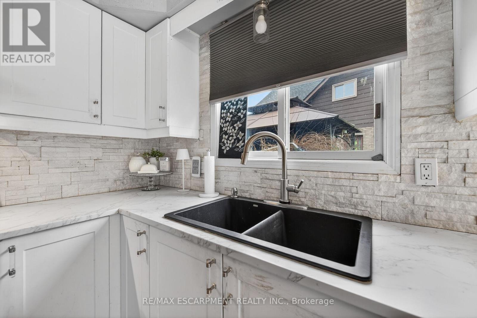 249 Lloyminn Avenue, Hamilton, Ontario  L9G 4C4 - Photo 10 - X13016630