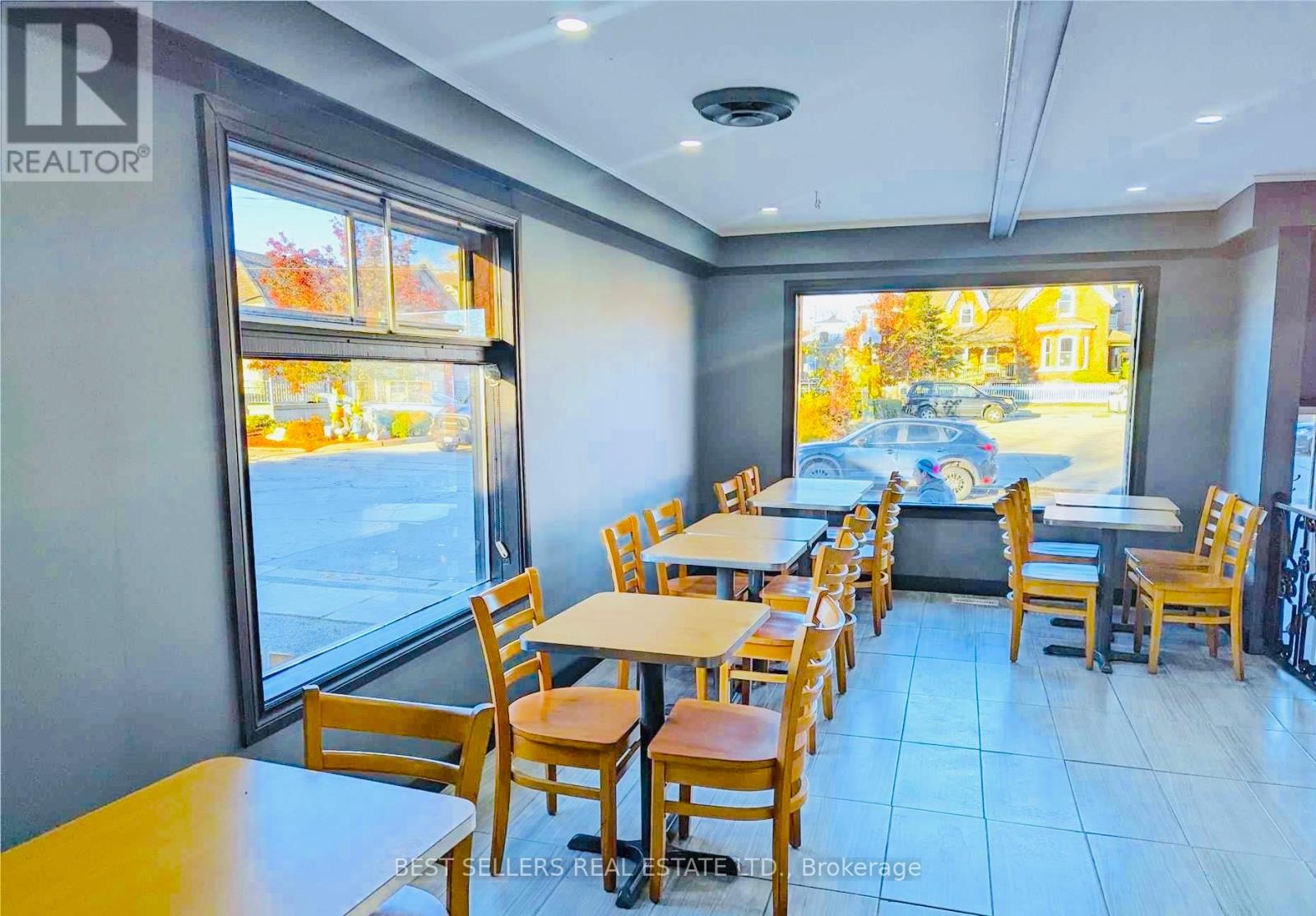 9 Main Street N, Hamilton, Ontario  L0R 2H0 - Photo 3 - X13016632