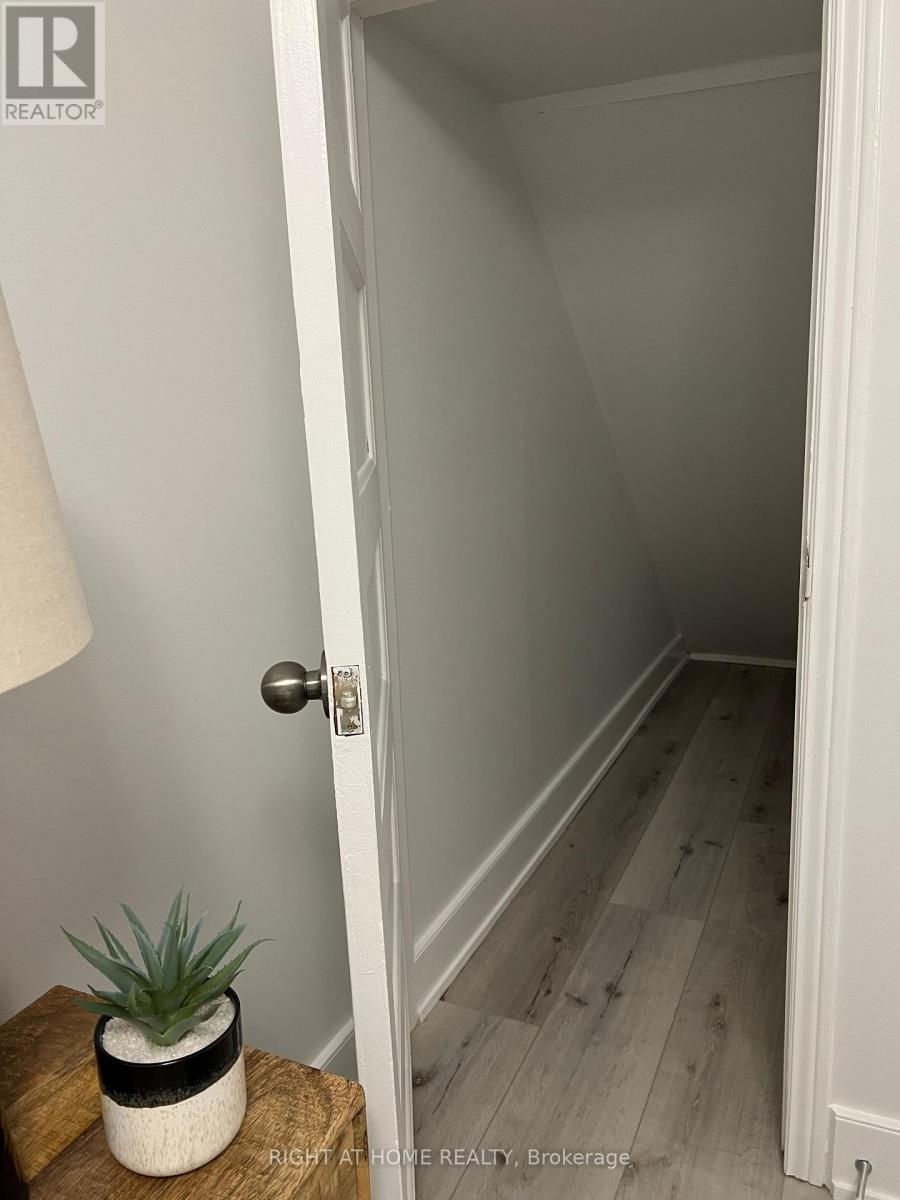 Bsmt - 76 Glendale Avenue, Toronto, Ontario  M6R 2T1 - Photo 17 - W13002340