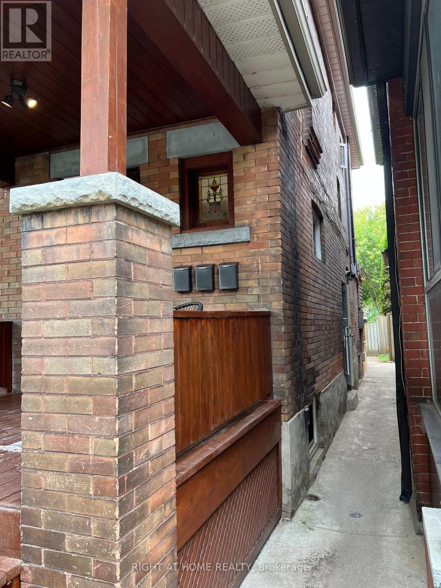 Bsmt - 76 Glendale Avenue, Toronto, Ontario  M6R 2T1 - Photo 41 - W13002340