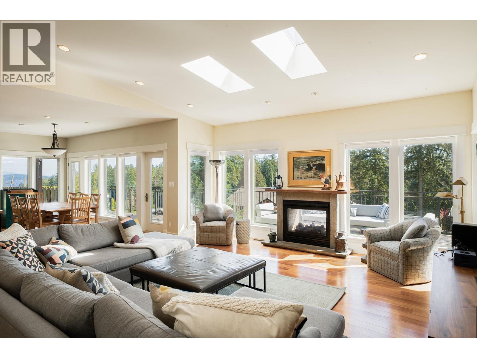 889 Cowan Point Drive, Bowen Island, British Columbia  V0N 1G2 - Photo 6 - R3111070