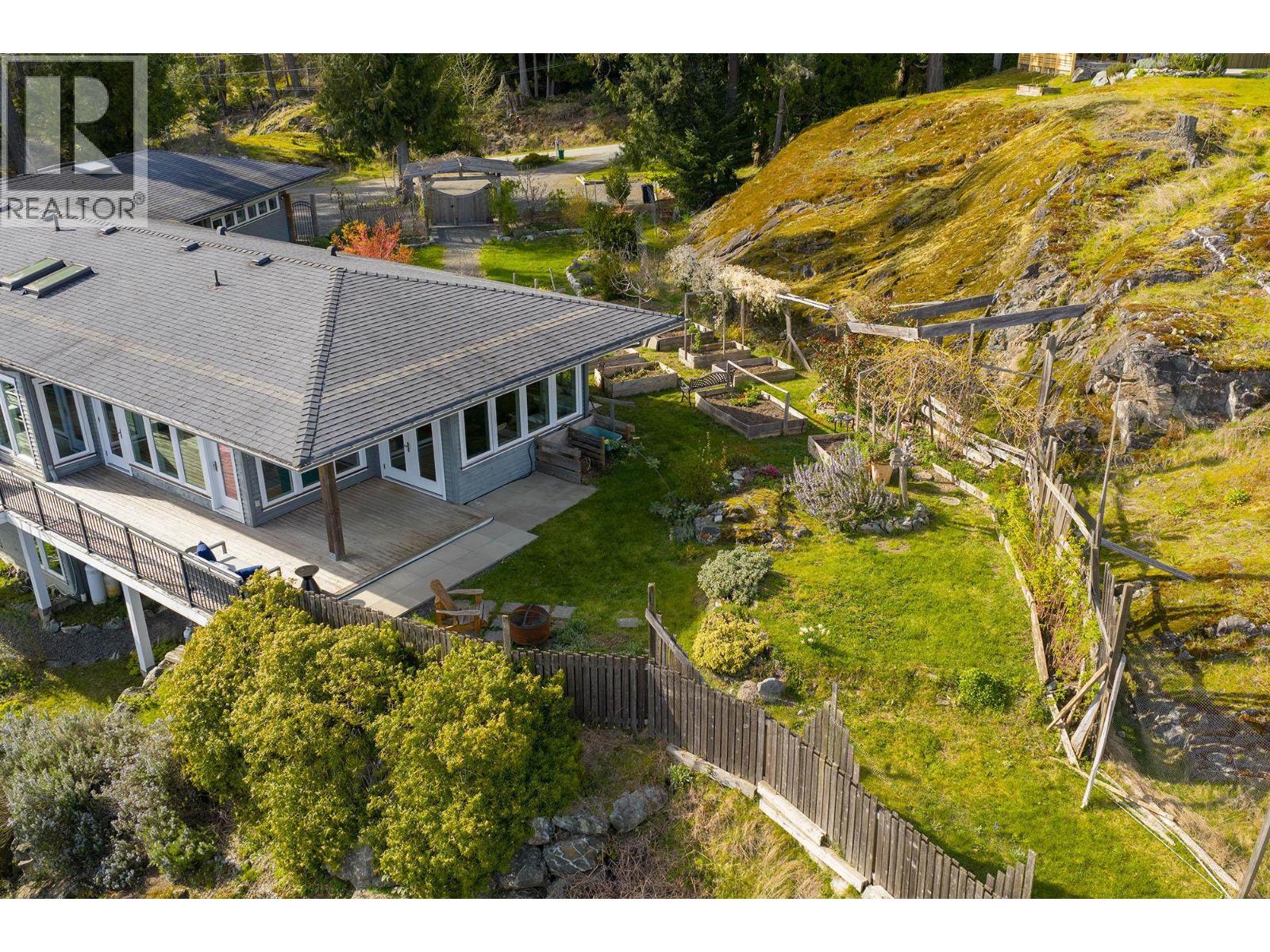 889 Cowan Point Drive, Bowen Island, British Columbia  V0N 1G2 - Photo 29 - R3111070