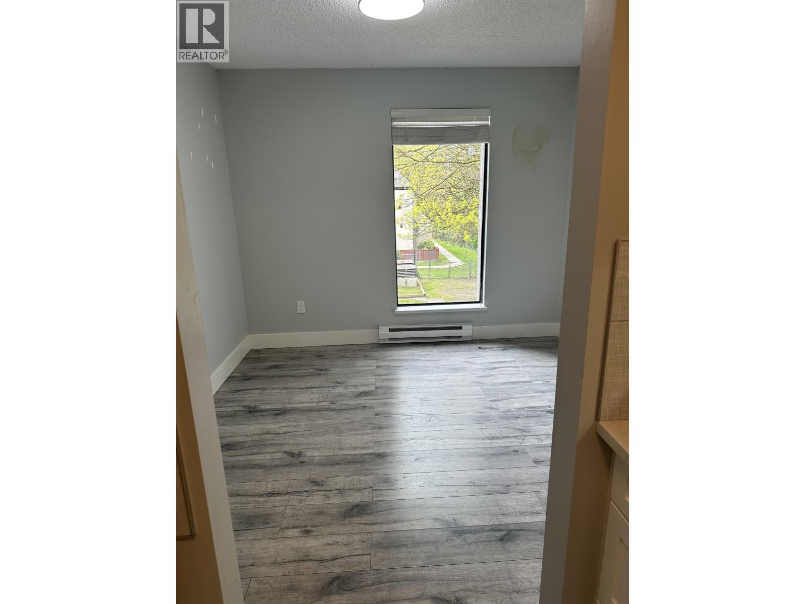 304 365 Ginger Drive, New Westminster, British Columbia  V3L 5L5 - Photo 12 - R3111705