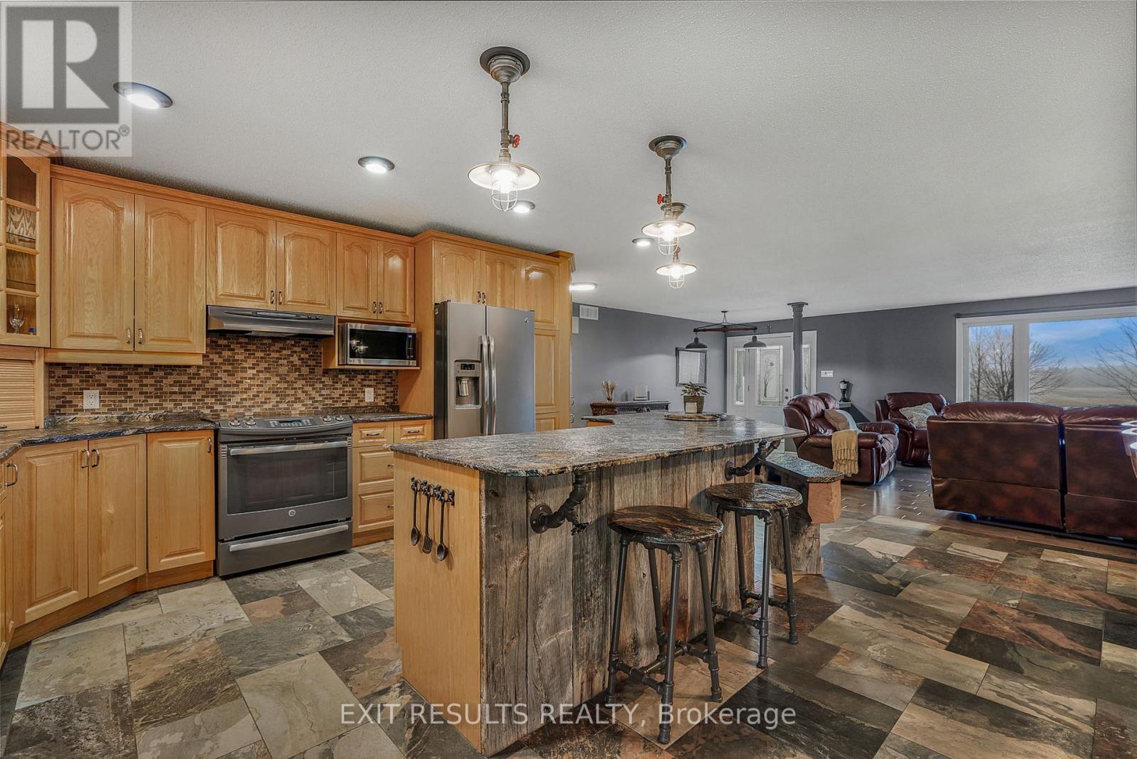 638 St Thomas Road, Russell, Ontario  K0A 1W0 - Photo 8 - X13016664