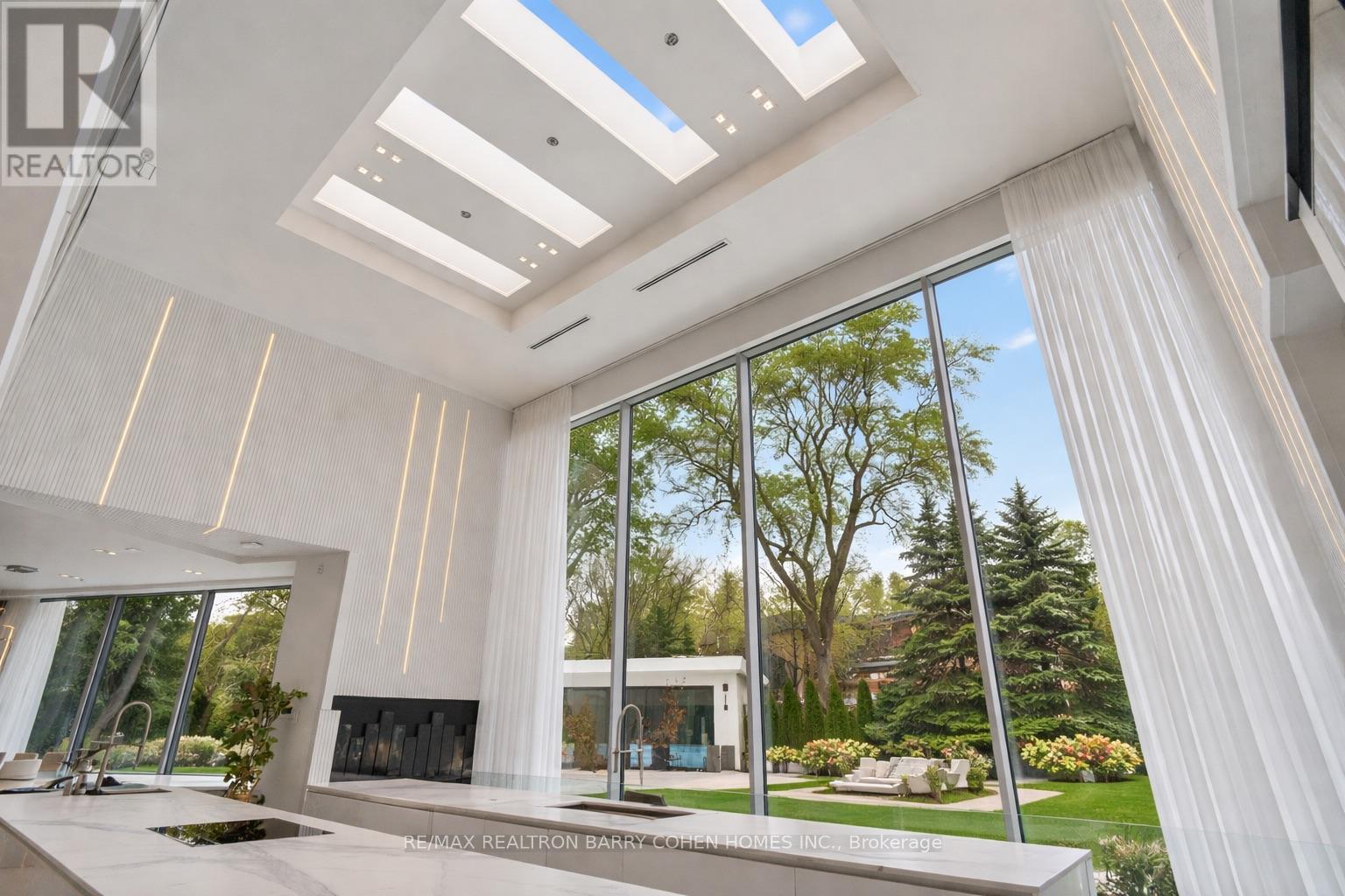 8 Cadmus Road, Toronto, Ontario  M2M 2M4 - Photo 12 - C12874746