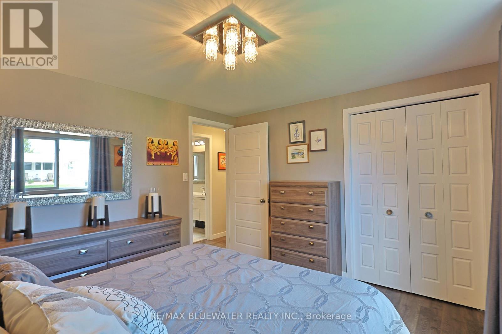 236 Pebble Beach Parkway, South Huron, Ontario  N0M 1T0 - Photo 22 - X12780000