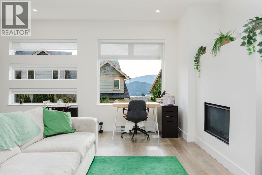 109 736 Gibsons Way, Gibsons, British Columbia  V0N 1V9 - Photo 20 - R3113082