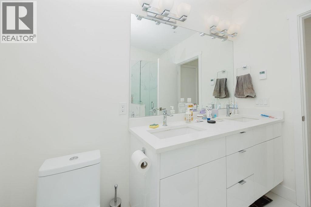 109 736 Gibsons Way, Gibsons, British Columbia  V0N 1V9 - Photo 32 - R3113082