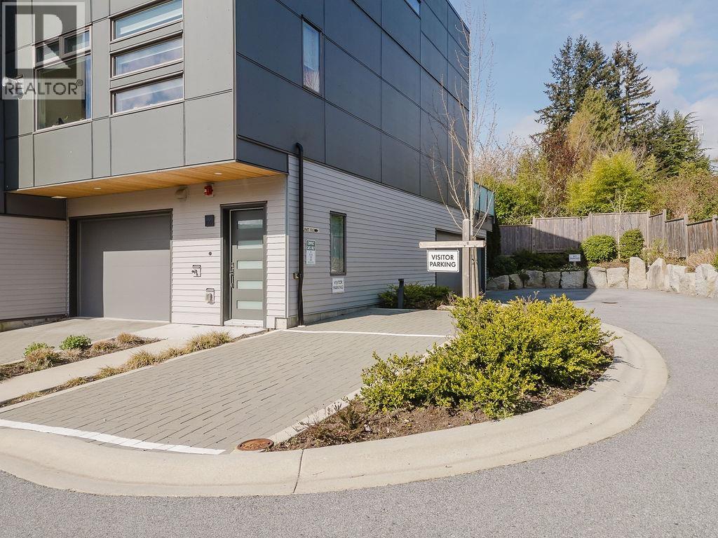 109 736 Gibsons Way, Gibsons, British Columbia  V0N 1V9 - Photo 5 - R3113082