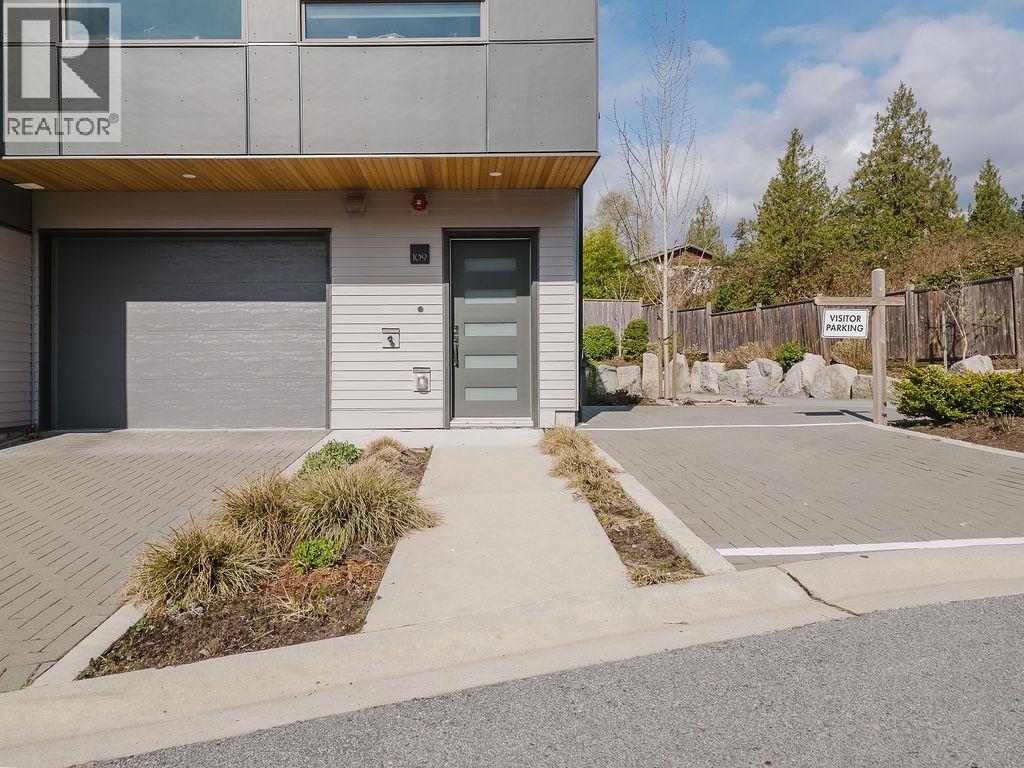 109 736 Gibsons Way, Gibsons, British Columbia  V0N 1V9 - Photo 6 - R3113082