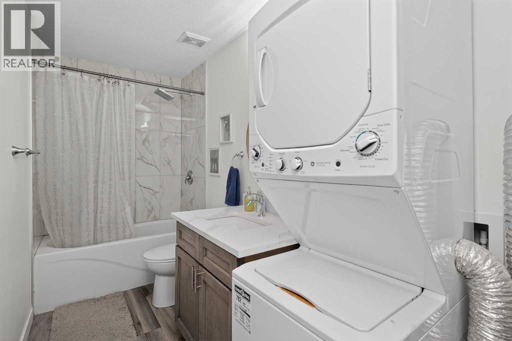 128 Bernard Close Nw, Calgary, Alberta  T3K 2H3 - Photo 13 - A2290594