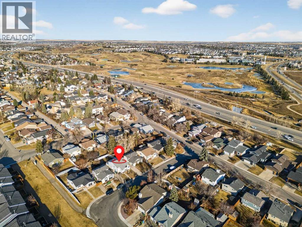 128 Bernard Close Nw, Calgary, Alberta  T3K 2H3 - Photo 28 - A2290594