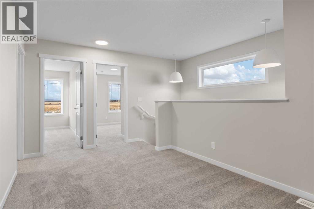 118 Montane Link SE, High River, Alberta  T1V 9K8 - Photo 11 - A2292744