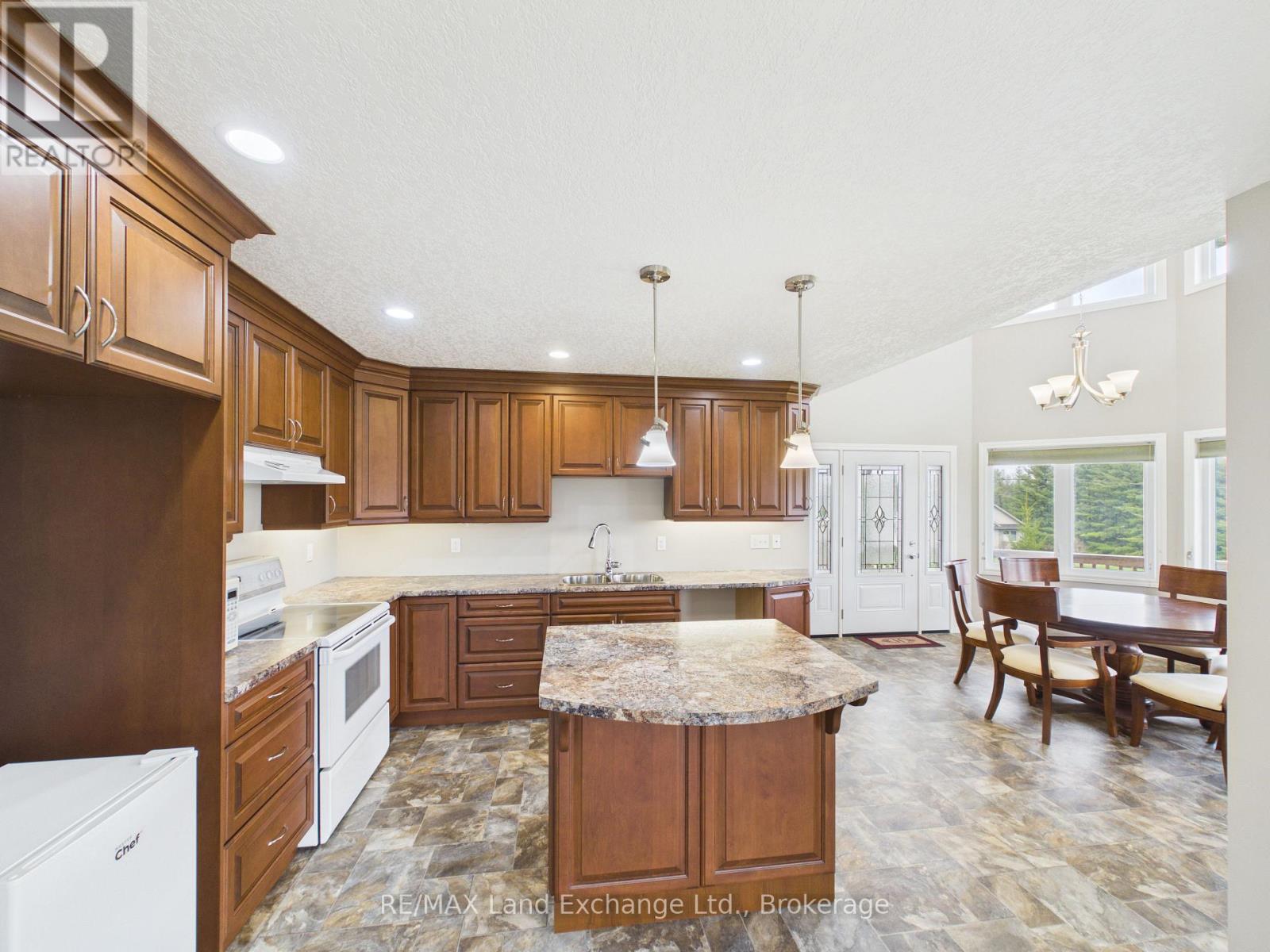 39 Mccrea Street, Morris Turnberry, Ontario  N0G 1E0 - Photo 6 - X13016662