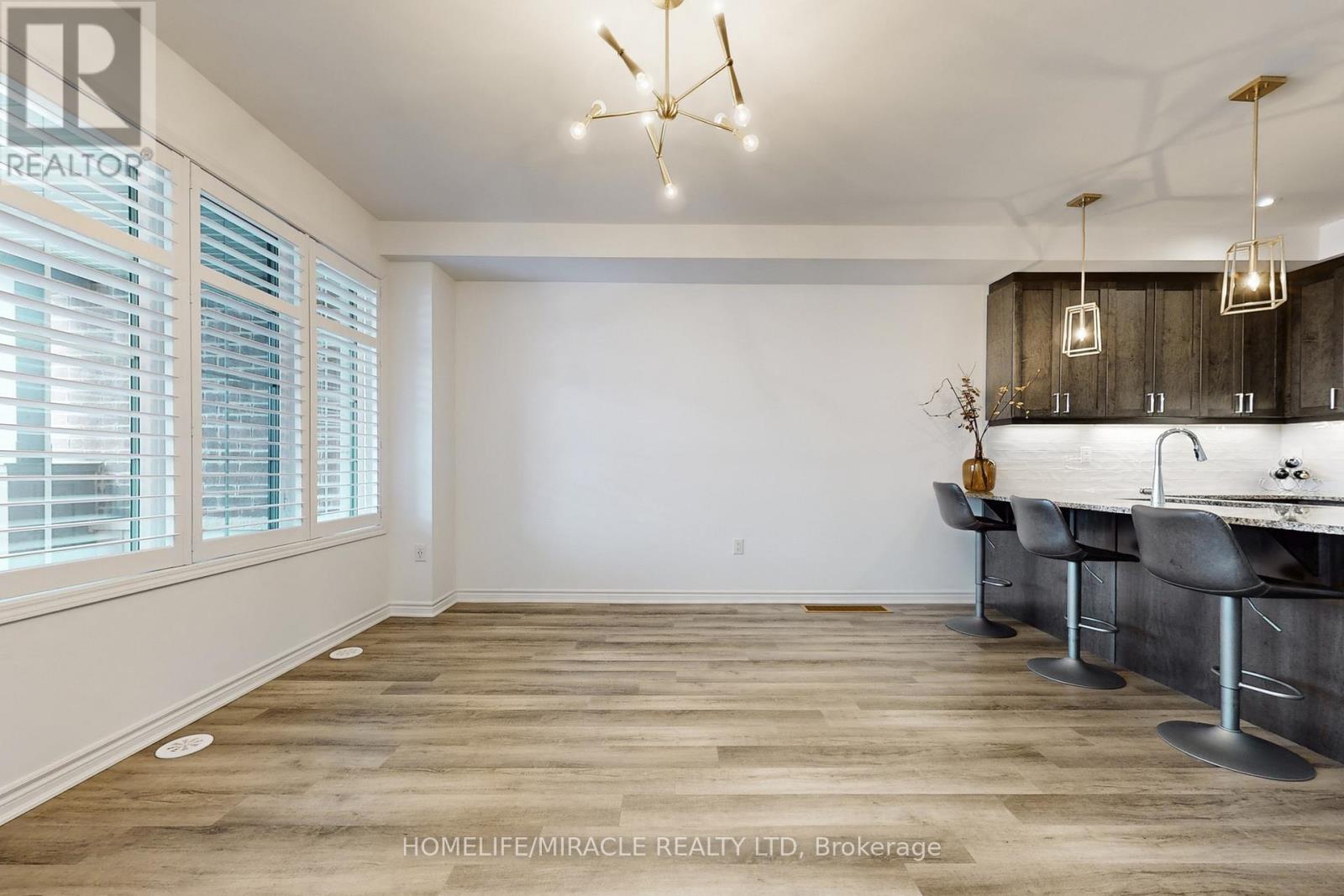 1587 Moira Crescent, Milton, Ontario  L9E 1X8 - Photo 11 - W12795930