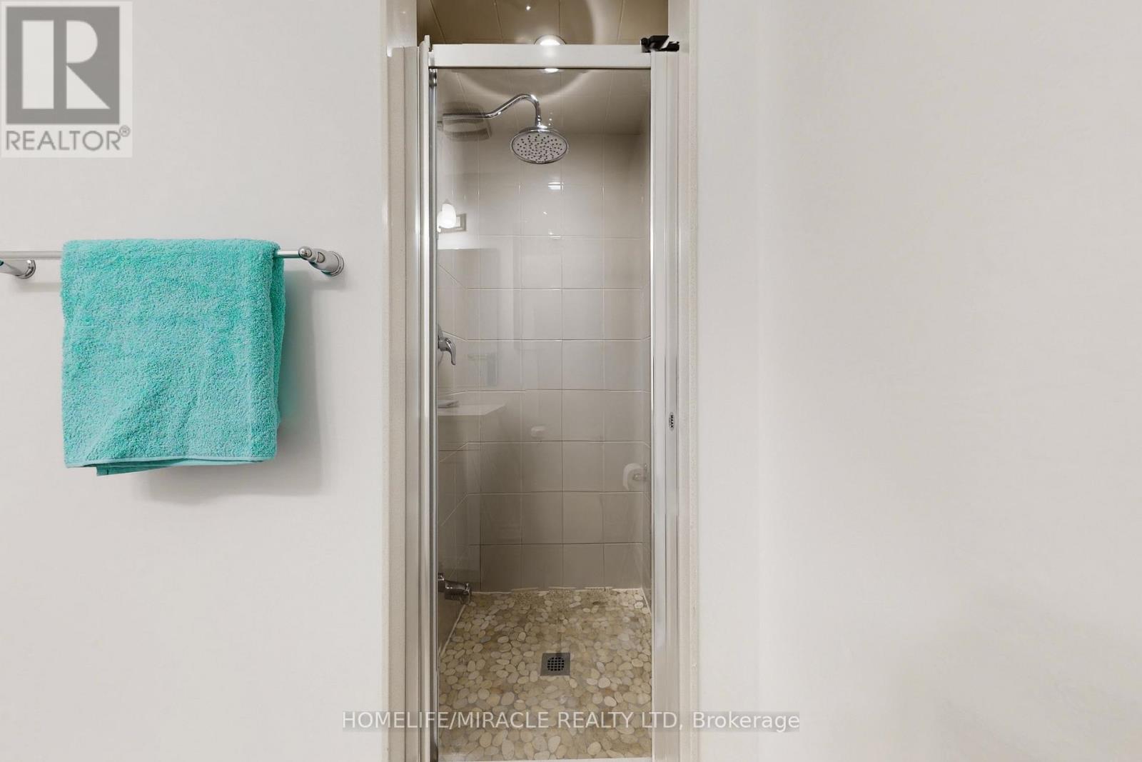 1587 Moira Crescent, Milton, Ontario  L9E 1X8 - Photo 38 - W12795930