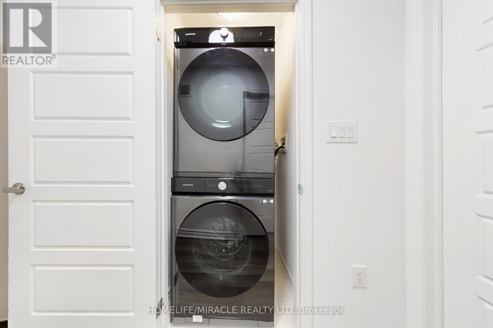 1587 Moira Crescent, Milton, Ontario  L9E 1X8 - Photo 46 - W12795930