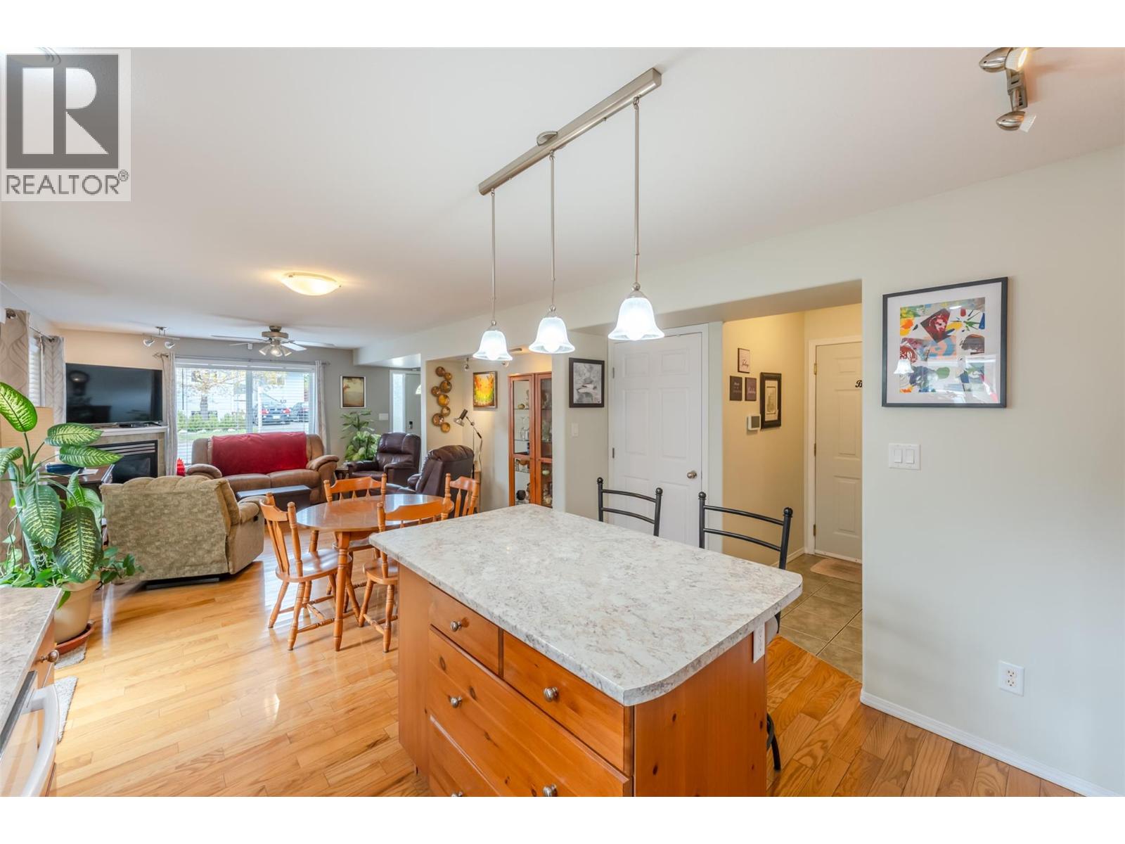 102 Regina Avenue Unit# 101 Penticton Photo 4