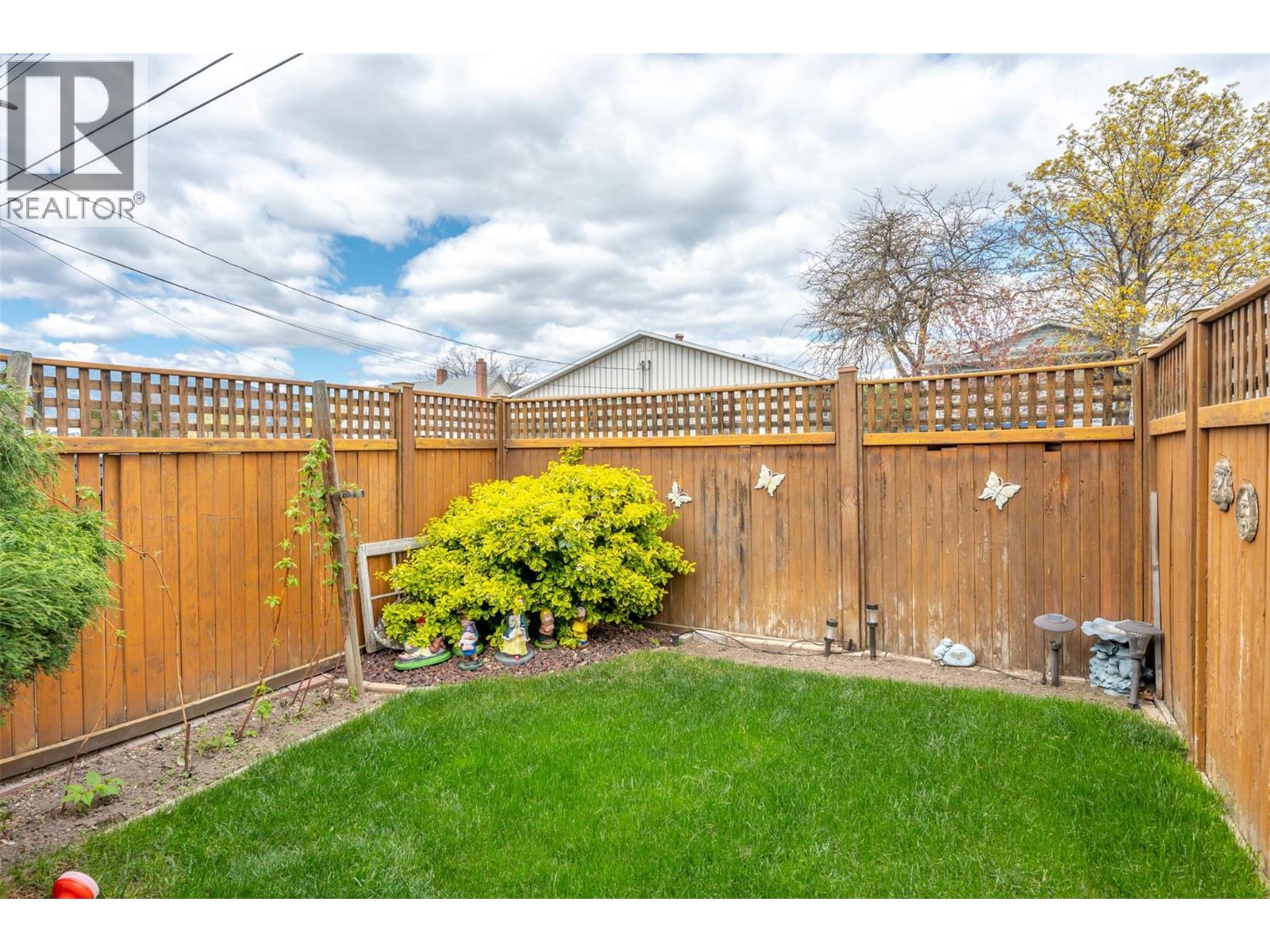 102 Regina Avenue Unit# 101 Penticton Photo 23