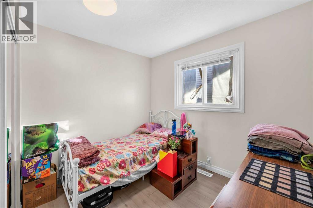 48 Faldale Close Ne, Calgary, Alberta  T3J 1V9 - Photo 12 - A2292584