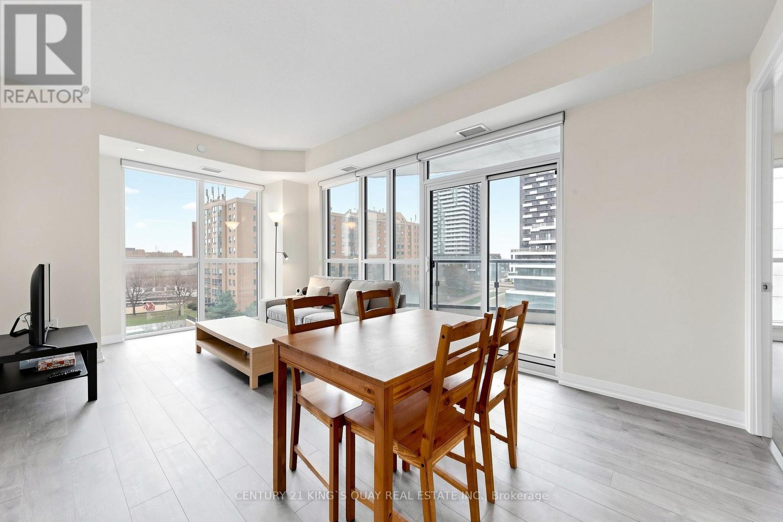 35 Watergarden Drive, Mississauga, Ontario  L5R 0G8 - Photo 11 - W13016668