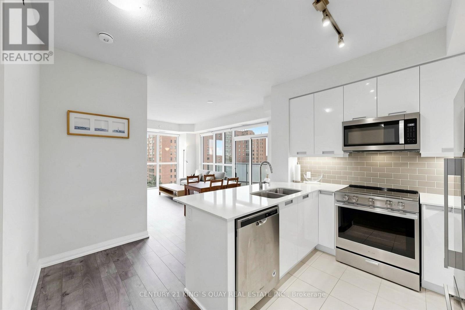 35 Watergarden Drive, Mississauga, Ontario  L5R 0G8 - Photo 17 - W13016668