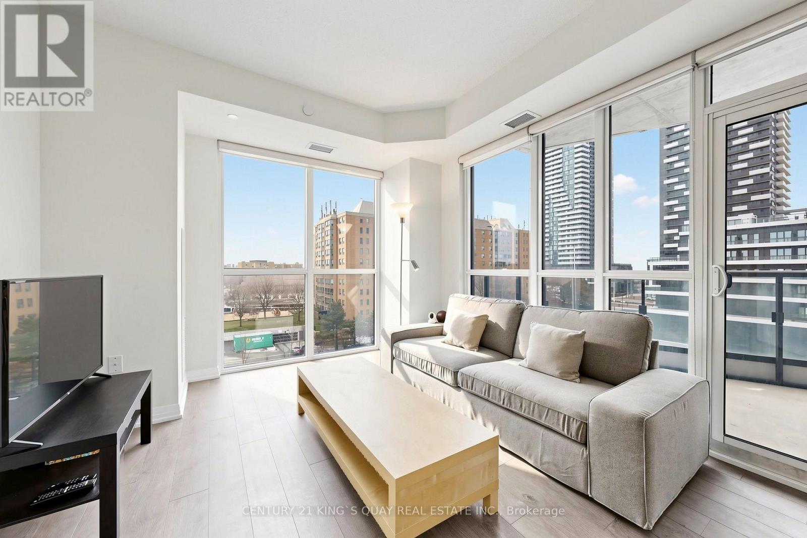 35 Watergarden Drive, Mississauga, Ontario  L5R 0G8 - Photo 6 - W13016668