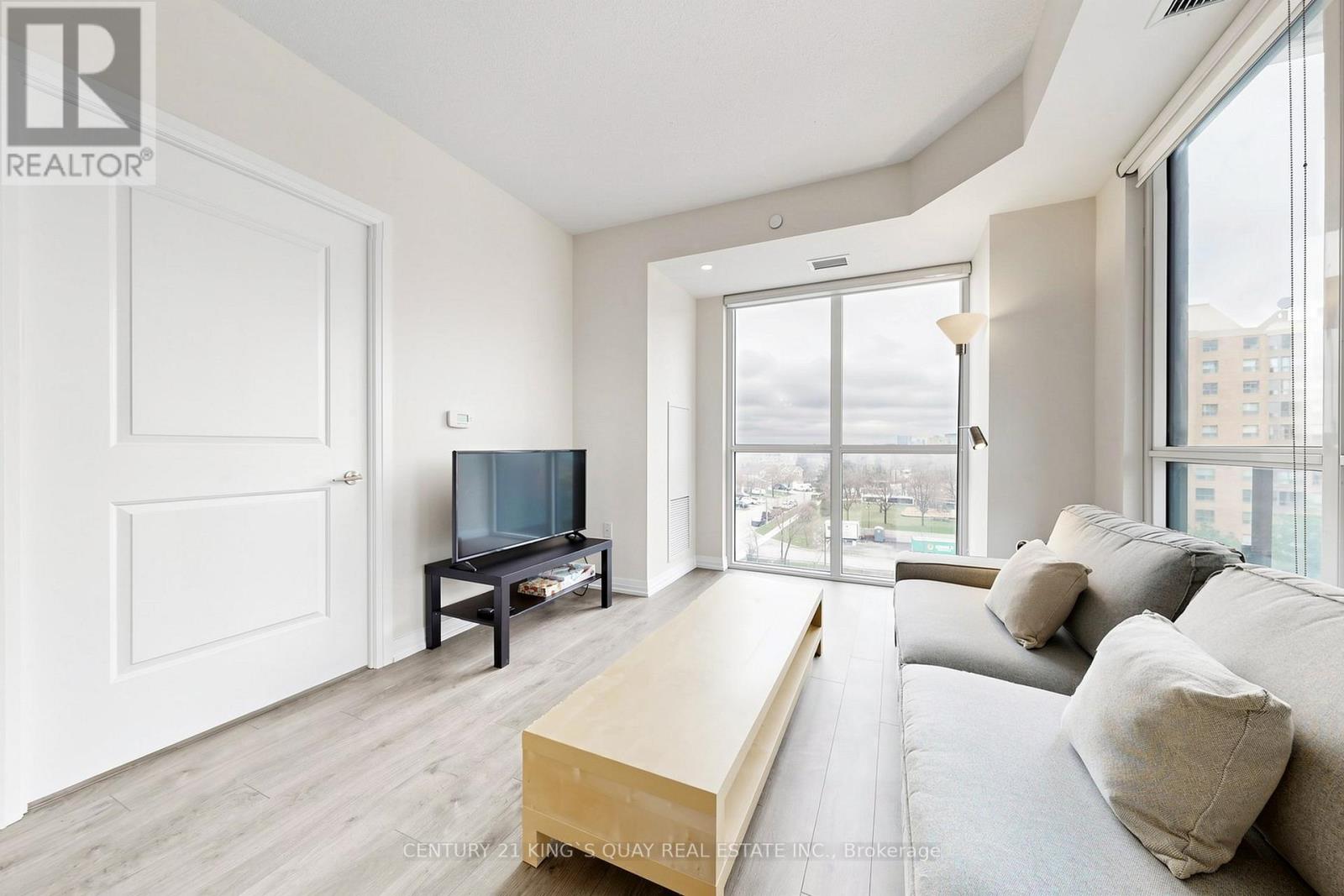 35 Watergarden Drive, Mississauga, Ontario  L5R 0G8 - Photo 8 - W13016668