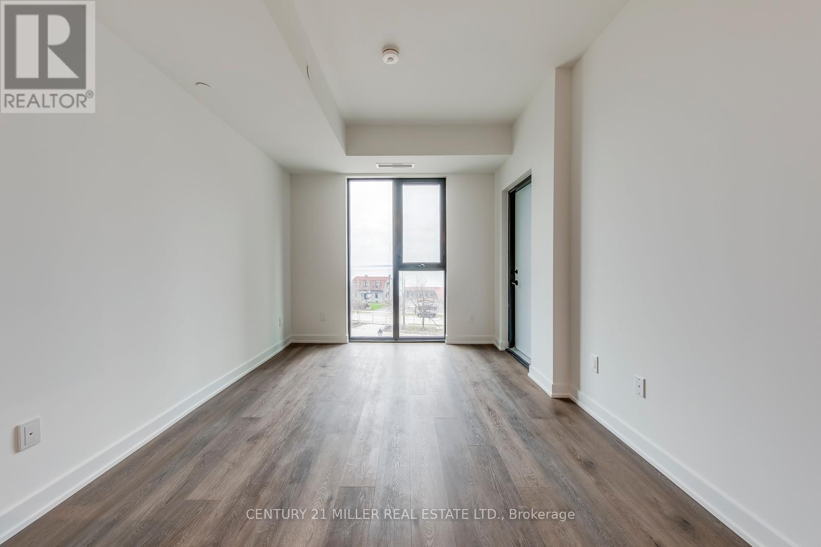 313 - 2075 Lakeshore Road, Burlington, Ontario  L7R 1E2 - Photo 11 - W13016670