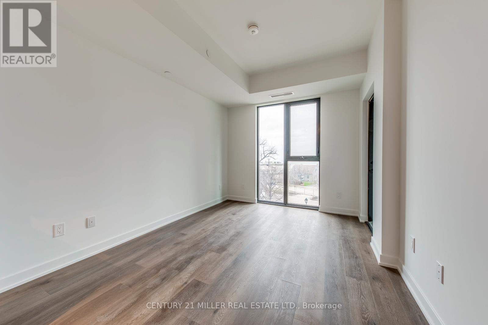 313 - 2075 Lakeshore Road, Burlington, Ontario  L7R 1E2 - Photo 13 - W13016670