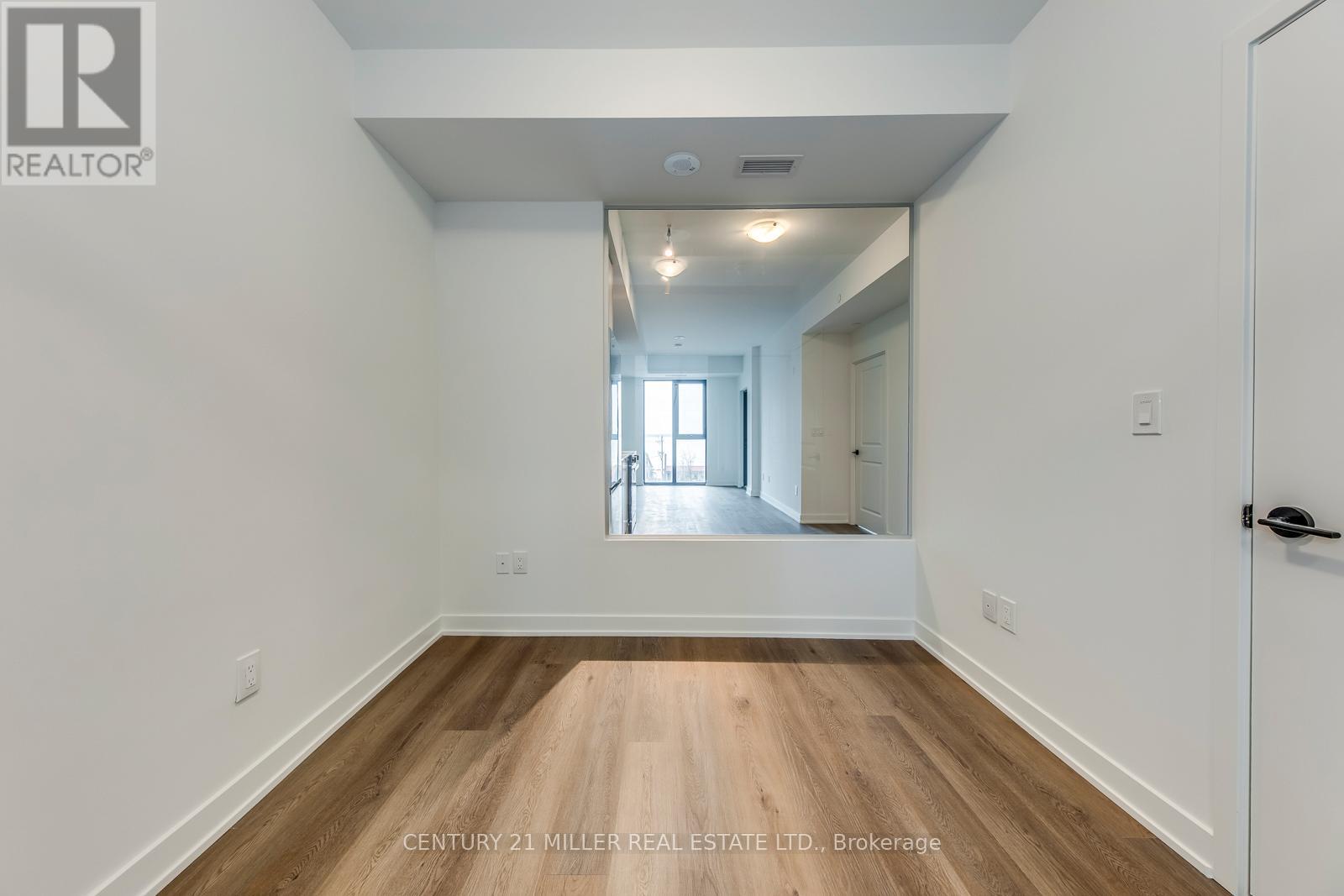 313 - 2075 Lakeshore Road, Burlington, Ontario  L7R 1E2 - Photo 21 - W13016670