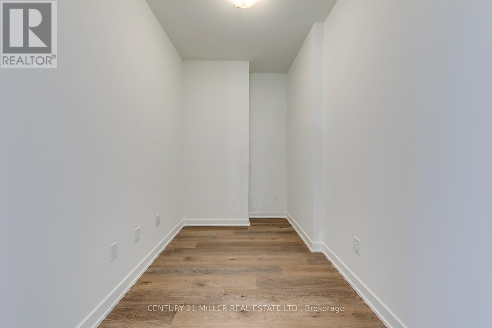 313 - 2075 Lakeshore Road, Burlington, Ontario  L7R 1E2 - Photo 23 - W13016670