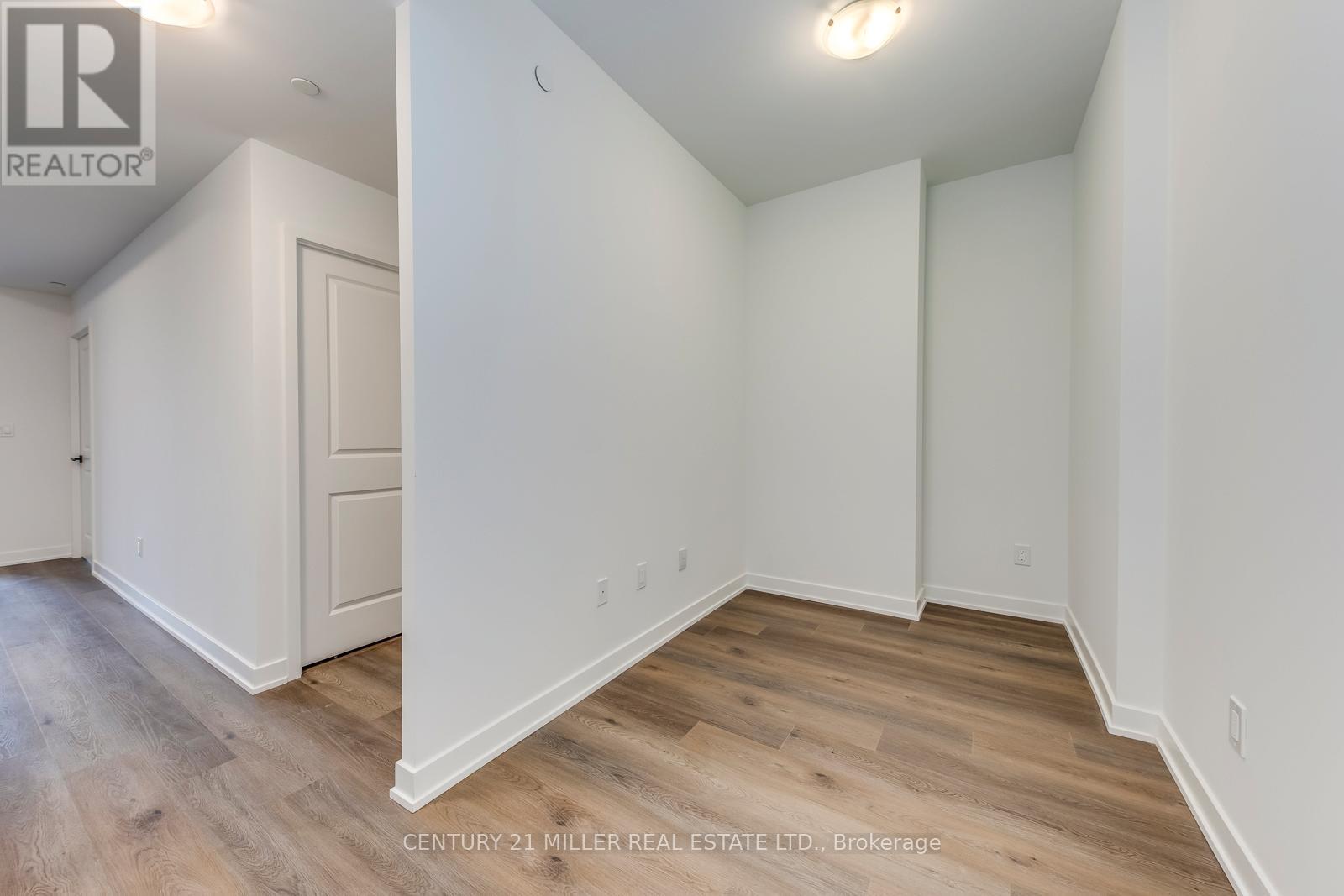 313 - 2075 Lakeshore Road, Burlington, Ontario  L7R 1E2 - Photo 24 - W13016670