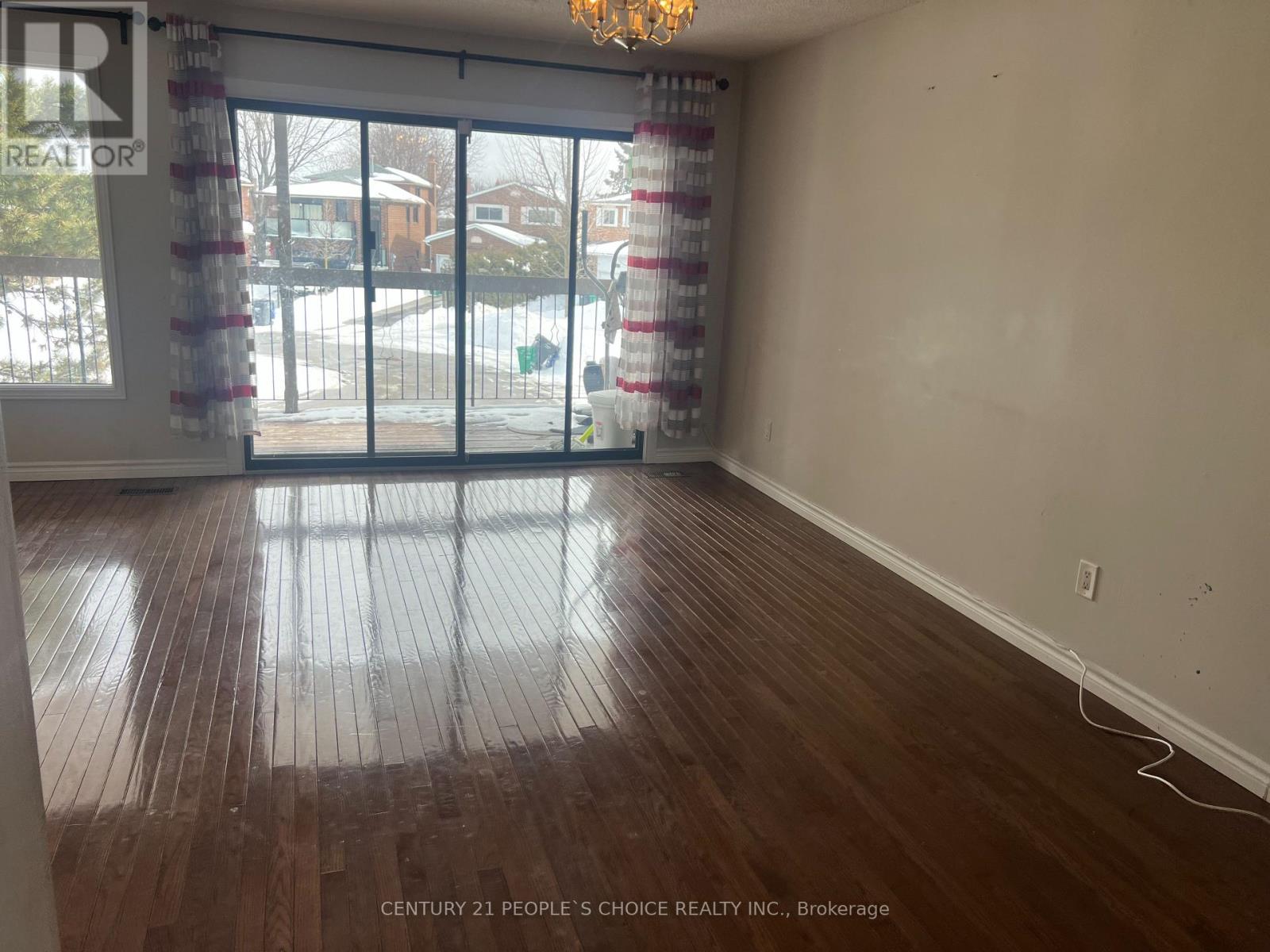 14 Albermarle Court, Brampton, Ontario  L6Z 1R4 - Photo 7 - W13016676