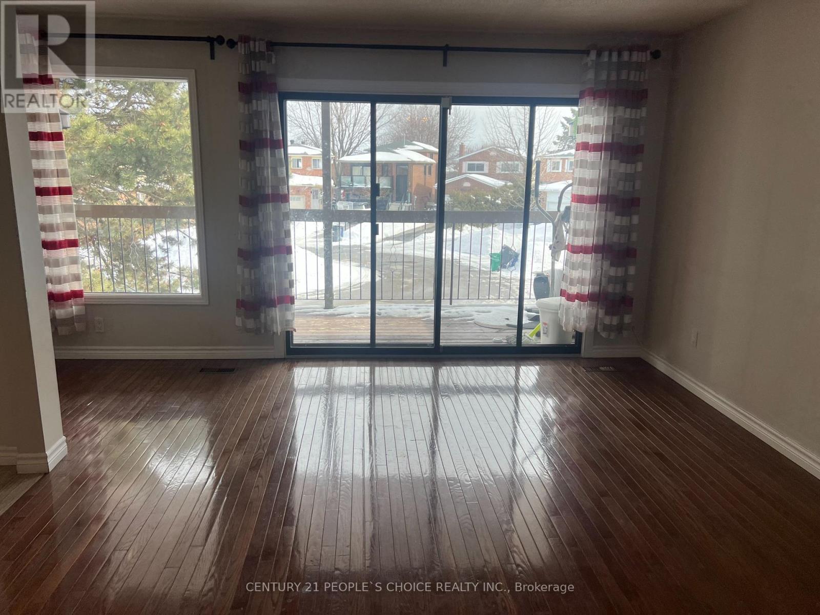 14 Albermarle Court, Brampton, Ontario  L6Z 1R4 - Photo 8 - W13016676