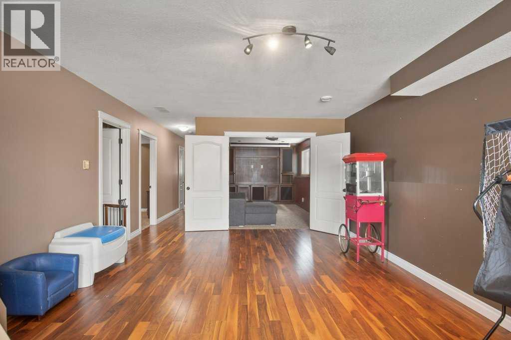 25 Hammond Close, Sylvan Lake, Alberta  T4S 0C7 - Photo 18 - A2294046